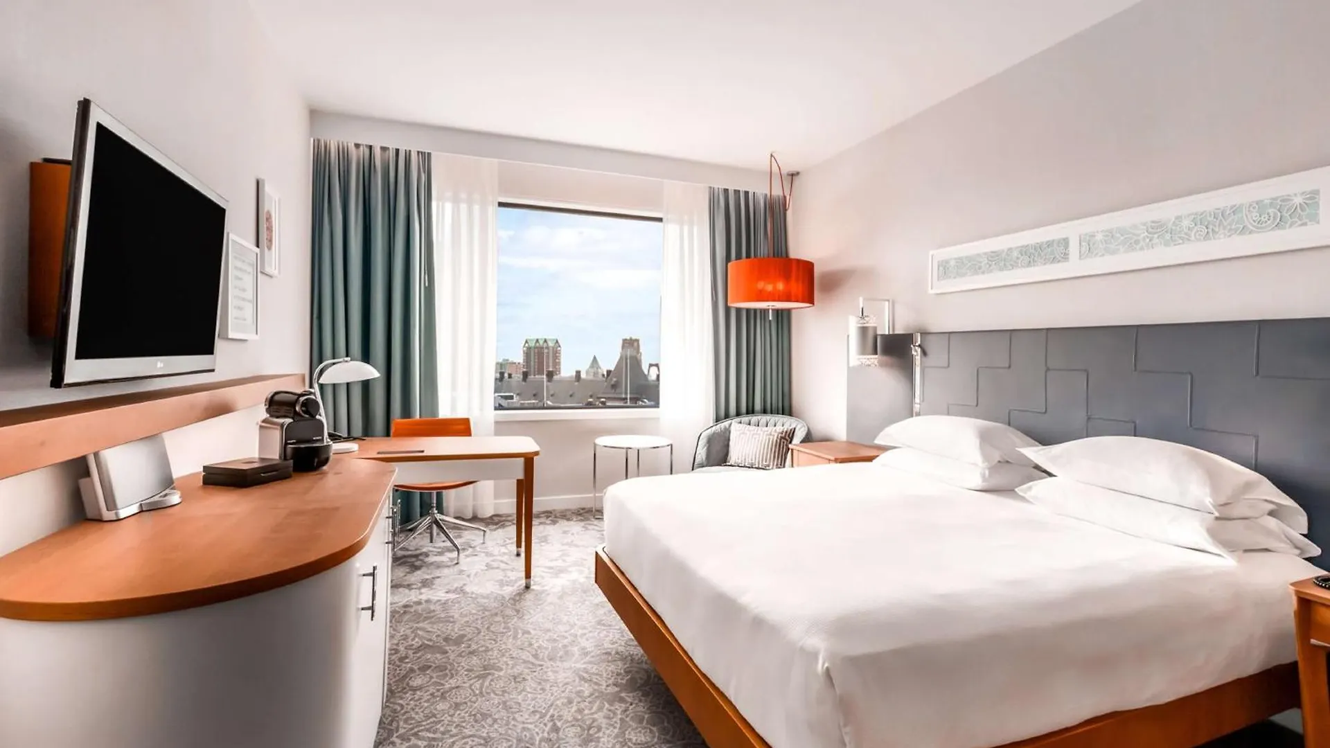 מלון Hilton רוטרדם 5*,  הולנד