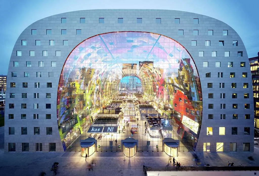 מלון Hilton רוטרדם 5*,